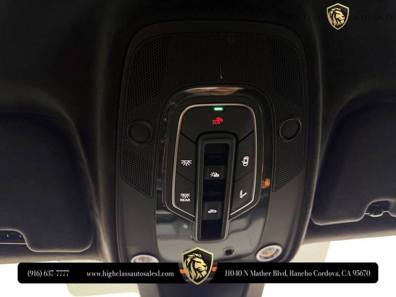2023 Lamborghini Urus S
