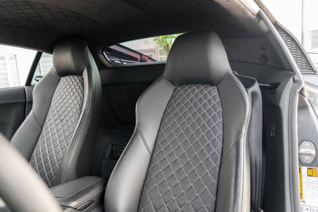 2017 Audi R8 14