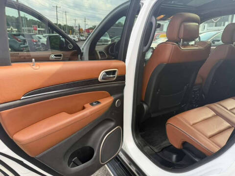 2017 Jeep Grand Cherokee Summit
