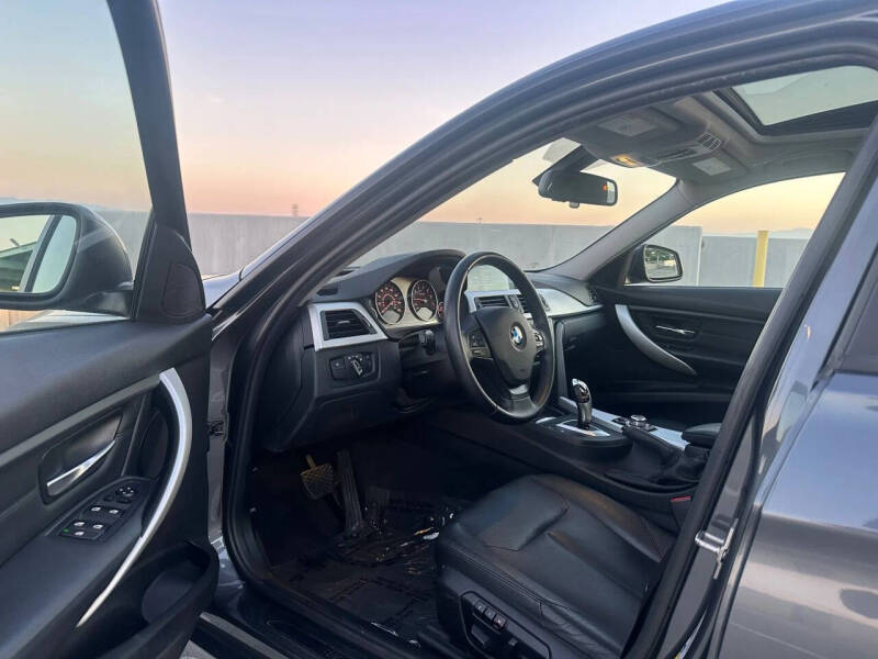 2013 BMW 3 Series 328i