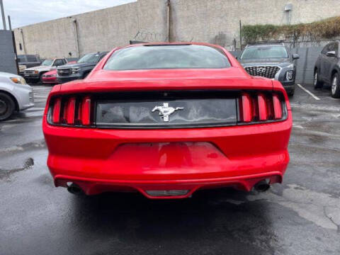 2016 Ford Mustang V6