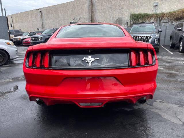 2016 Ford Mustang V6