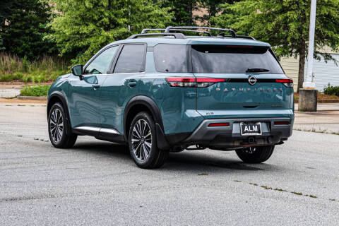 2026 Nissan Pathfinder Platinum