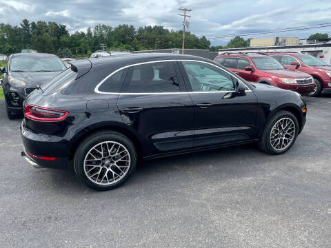 2015 Porsche Macan S