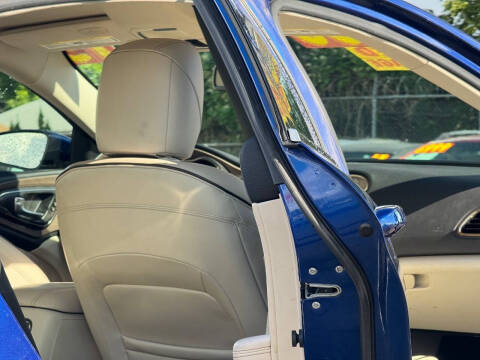 2015 Chrysler 200 C
