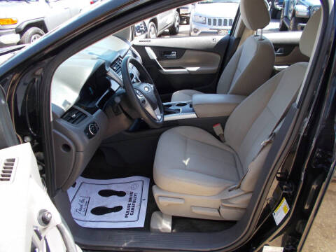 2013 Ford Edge SE
