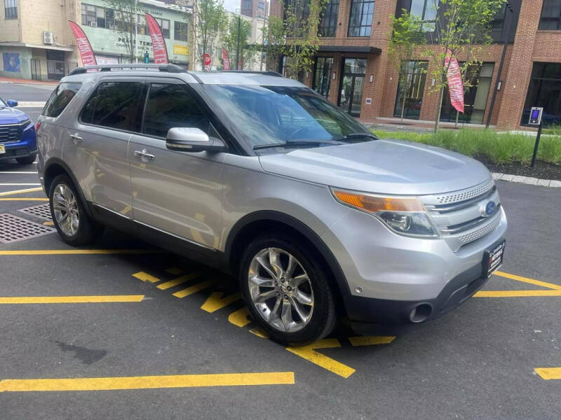 2011 Ford Explorer Limited photo 4