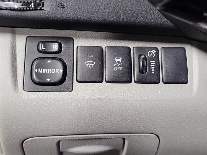 2012 Toyota Highlander SE