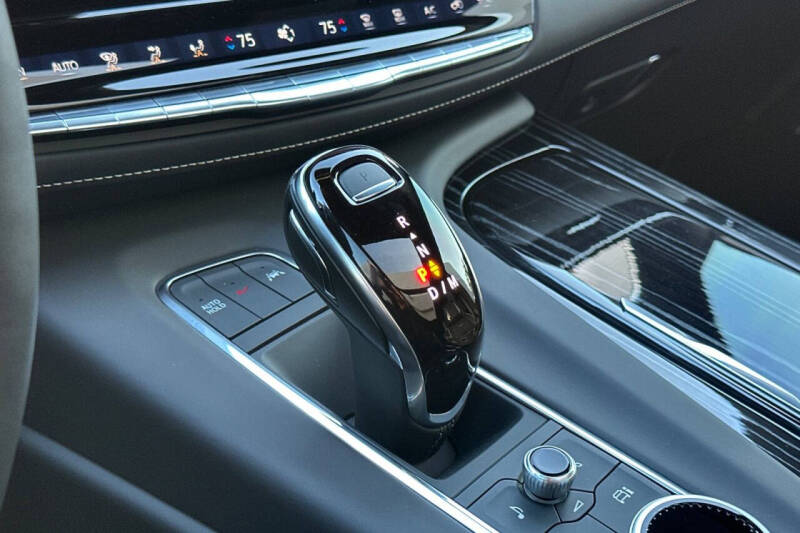 2023 Cadillac Escalade-V