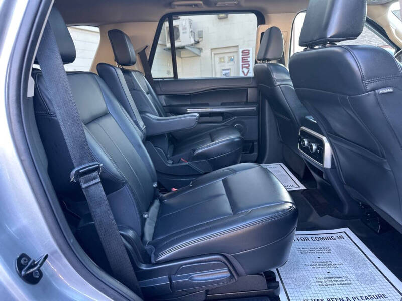 2022 Ford Expedition XLT