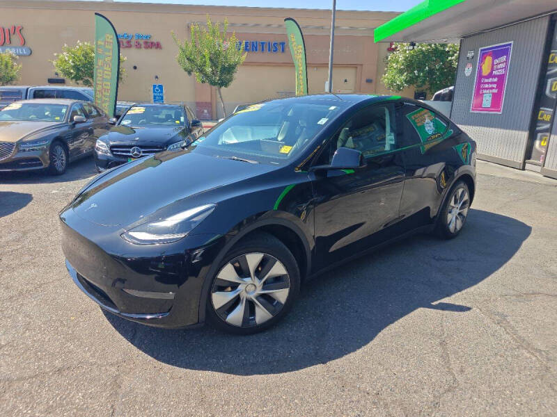 2024 Tesla Model Y Long Range