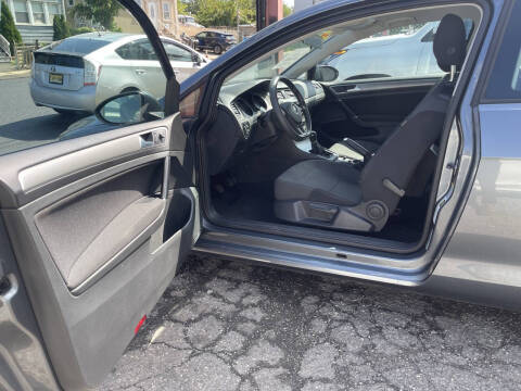 2015 Volkswagen Golf TSI S