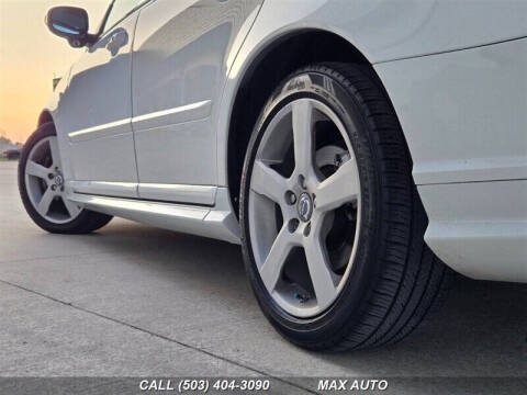 2011 Volvo V50 T5 R-Design