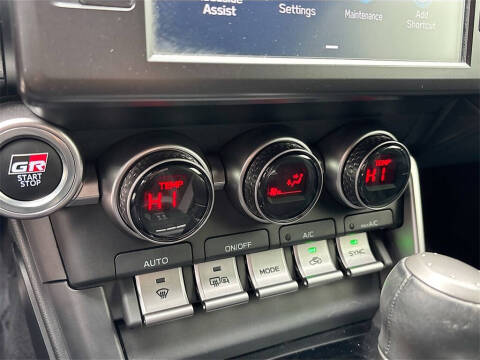 2024 Toyota GR86 Premium