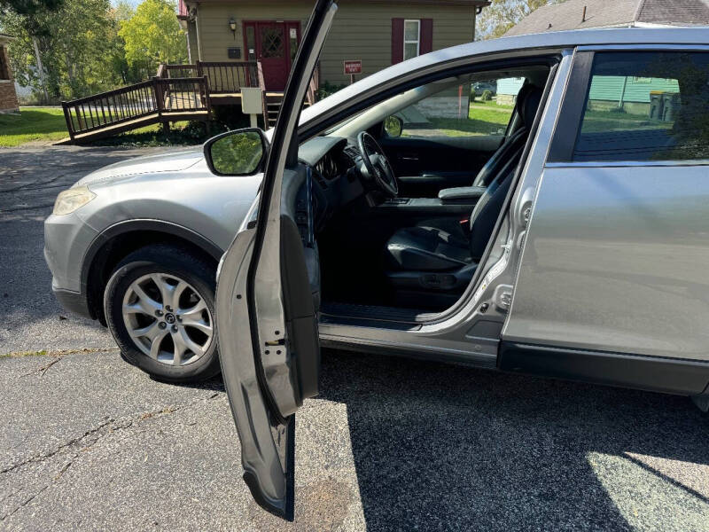 2014 Mazda CX-9 Touring photo 28