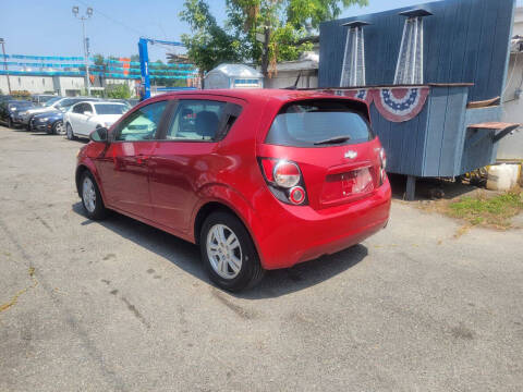 2012 Chevrolet Sonic LS