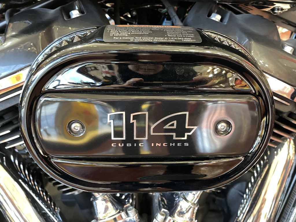 2019 Harley-Davidson® FLHCS - Heritage Classic 114 11