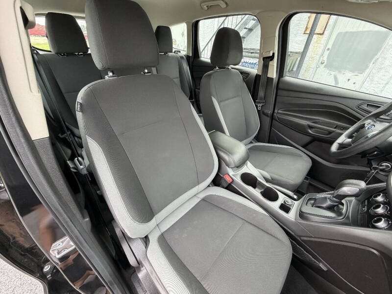 2014 Ford Escape S