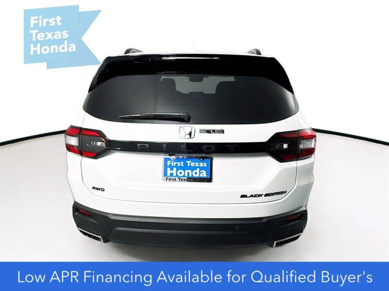 2025 Honda Pilot Black Edition