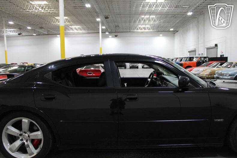2006 Dodge Charger SRT-8