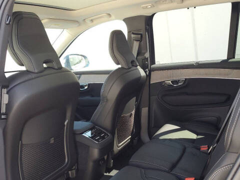 2025 Volvo XC90 B6 Ultra Bright Theme 7P