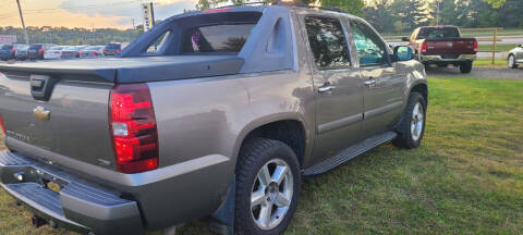 2008 Chevrolet Avalanche for sale at Swan Auto in Roscoe IL