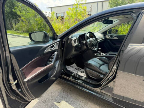 2017 Mazda MAZDA3 Touring