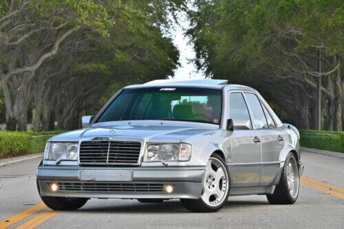 1992 Mercedes-Benz 500-Class