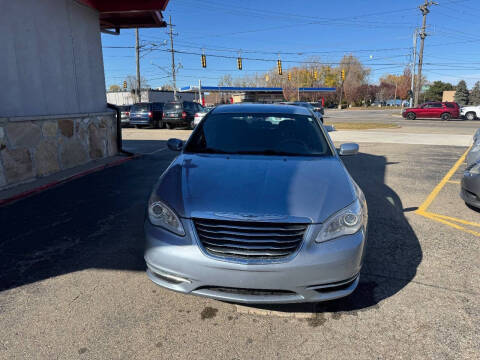 2013 Chrysler 200 Touring