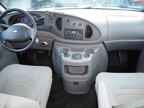 2008 Ford E-Series E-150