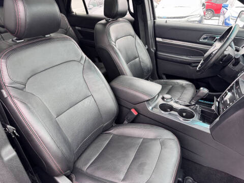 2016 Ford Explorer Sport