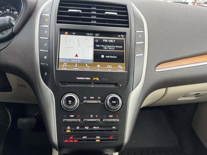 2017 Lincoln MKC Select