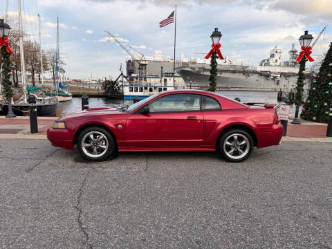 2004 Ford Mustang GT Deluxe