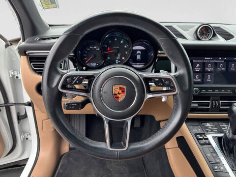 2020 Porsche Macan