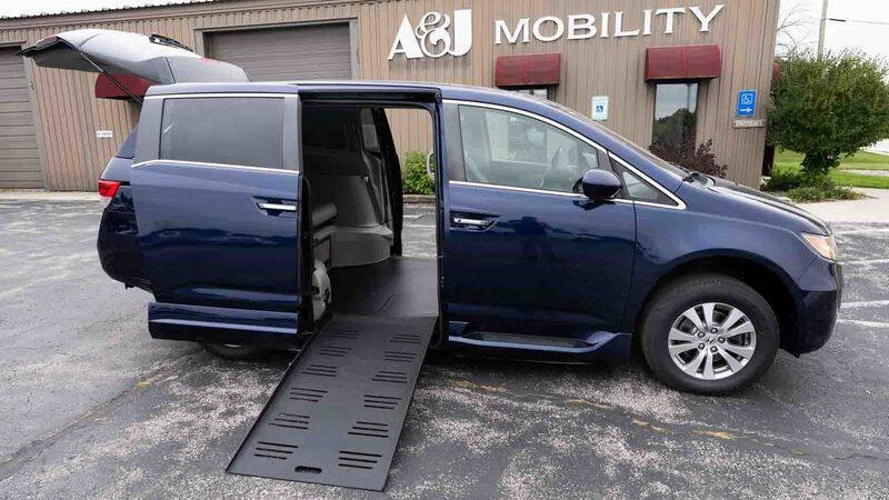 2014 Honda Odyssey EX-L's photo