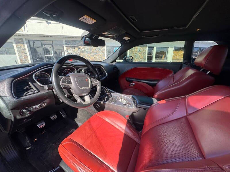2017 Dodge Challenger R/T Plus