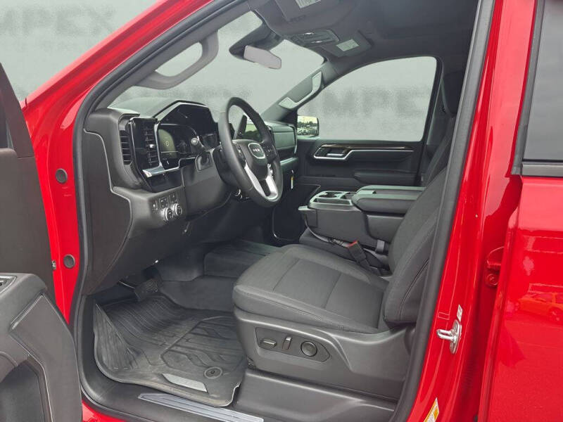 2025 GMC Sierra 1500