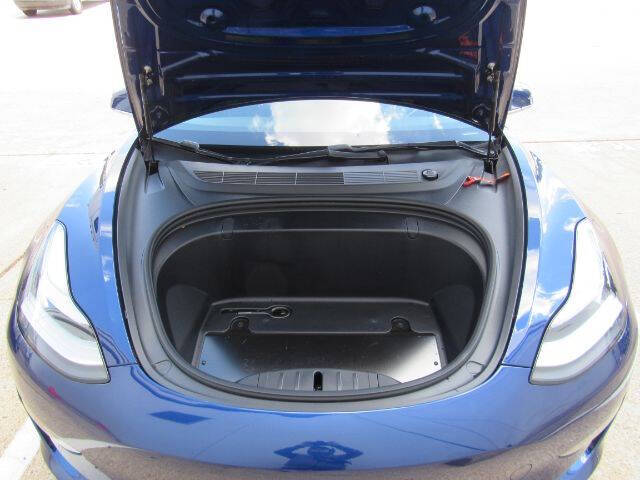 2019 Tesla Model 3 Standard Range Plus