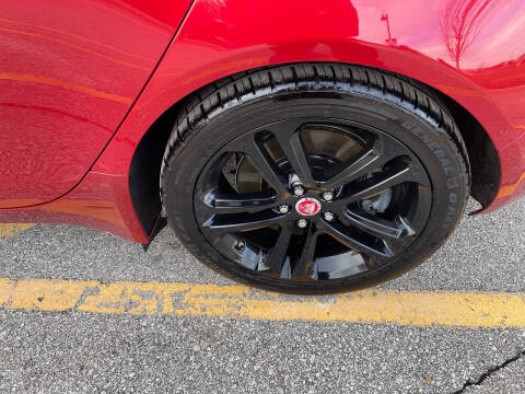 2017 Jaguar XE 35t Premium