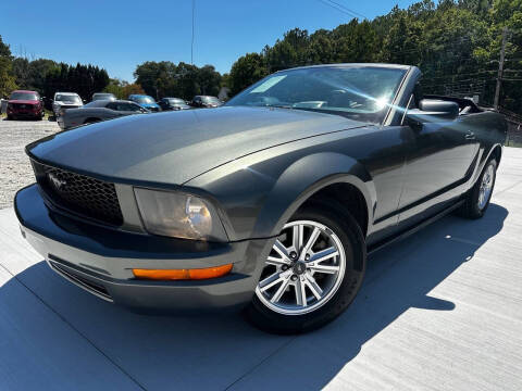 2007 Ford Mustang for sale at Gwinnett Luxury Motors in Buford GA