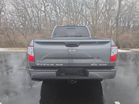 2024 Nissan Titan XD SV