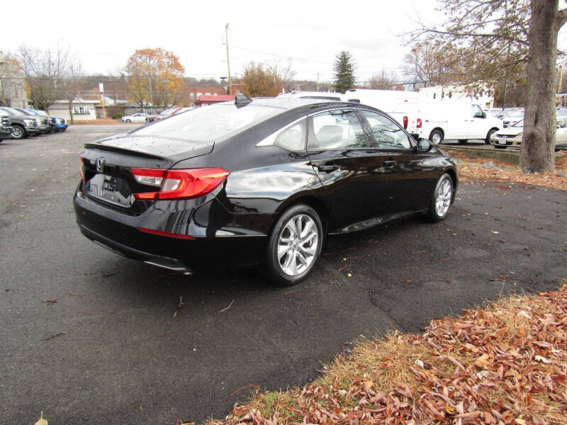 2018 Honda Accord LX photo 8