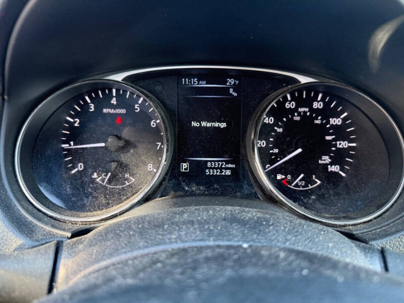 2016 Nissan Rogue SV