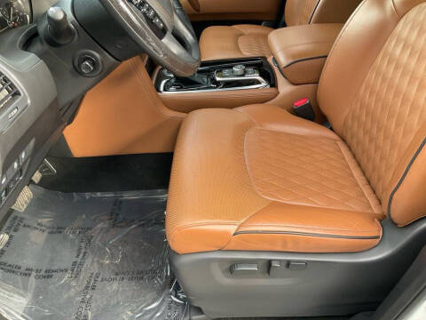 2023 Infiniti QX80 Sensory