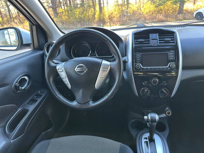 2018 Nissan Versa