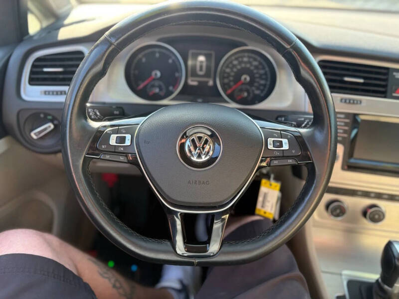 2015 Volkswagen Golf