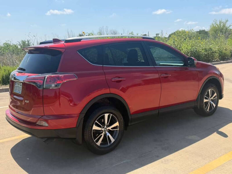 2016 Toyota RAV4 XLE