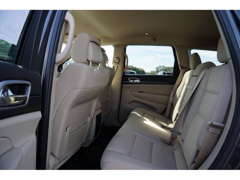 2019 Jeep Grand Cherokee Laredo E