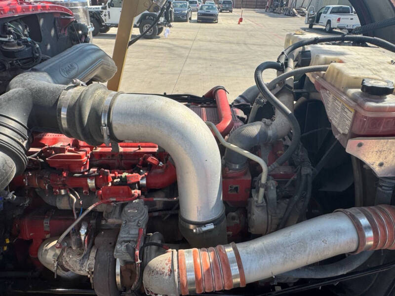 2016 Peterbilt 389