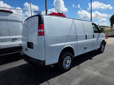 2020 Chevrolet Express 2500